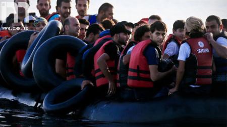 ارتفاع مبيعات ستر النجاة في تركيا بسبب الهجرة غير الشرعية