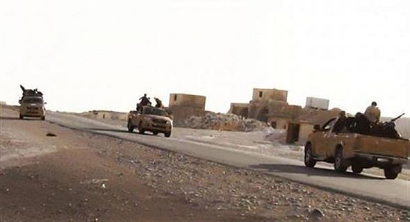 نواب الموصل: قاعدة القيارة الجوية أصبحت نقطة ارتكاز لتحرير المدينة