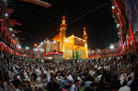 ملايين الزائرين يحيون ذكرى وفاة الرسول (ص)