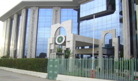 العراق يشارك بمؤتمر (الايسيسكو) في اذربيجان