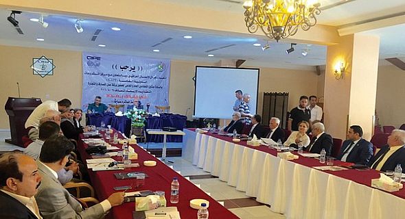 خبراء يقدمون حلولا للنهوض بالاقتصاد