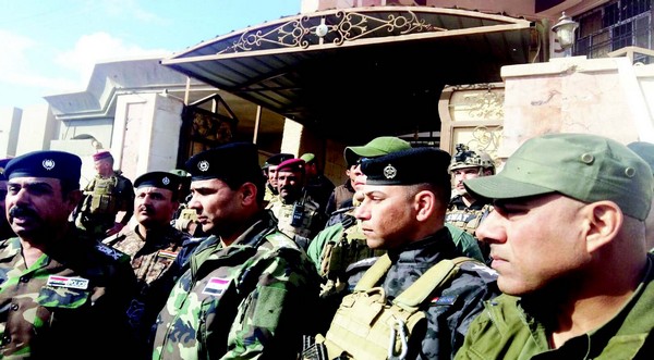 مسك الأرض وافتتاح مراكز شرطة في الرمادي