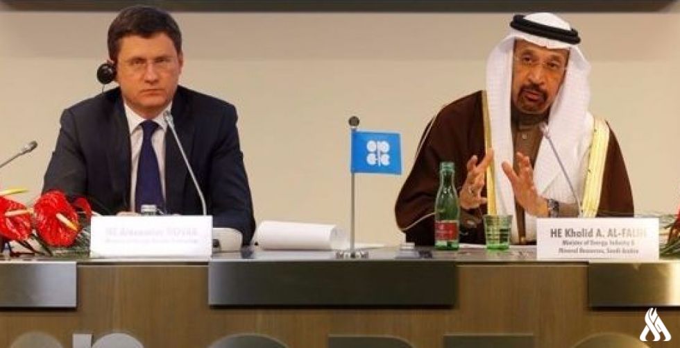 السعودية وروسيا تتفقان على تخفيض انتاج النفط