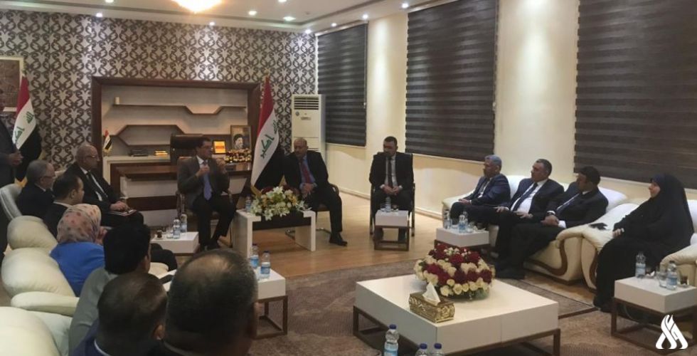 وزير التخطيط يعلن من كربلاء المقدسة استئناف العمل بالمشاريع الصحية والتربوية والطاقة الكهربائية