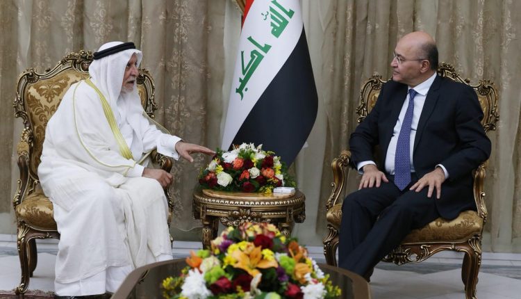 صالح يدعو لتحقيق التعايش السلمي وحفظ وحدة الصف الوطني