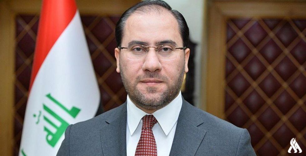 الصحاف: تعيين حملة الشهادات العليا بموجب قرار من مجلس الوزراء