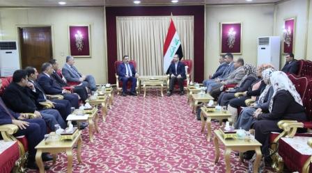 رئيس البرلمان يؤكد على أهمية توحيد الجهود من الجميع لتحرير الانبار ودعم النازحين فيها