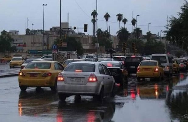 امانة بغداد: تشغيل ٣٦٧ محطة و٣٩١ آلية و٢٠٠٠ عامل لتصريف مياه الامطار