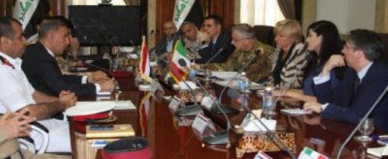 وزير الدفاع لنظيرته الإيطالية: عمليات الأنبار تجري وفق خطة مدروسة وتوقيتات معدة سلفاً