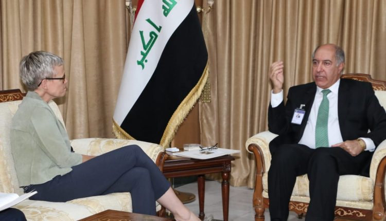 الجنابي يناقش مع مسؤولين بالامم المتحدة تحديات الوضع المائي في العراق