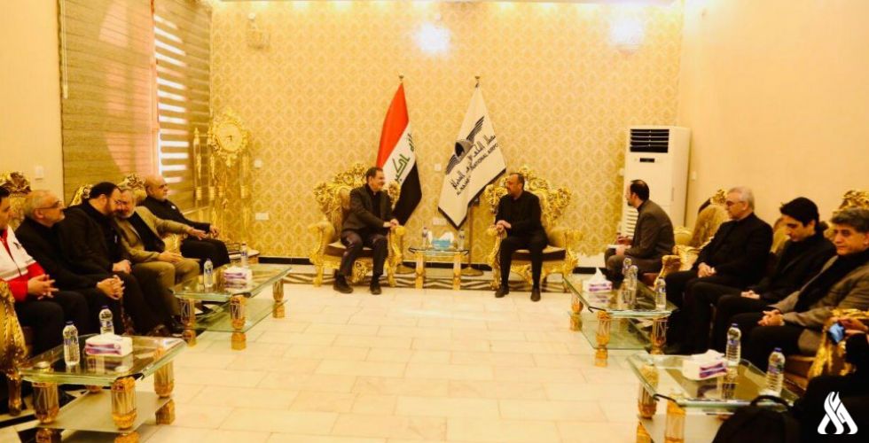 محافظ النجف الاشرف يستقبل نائب الرئيس الإيراني