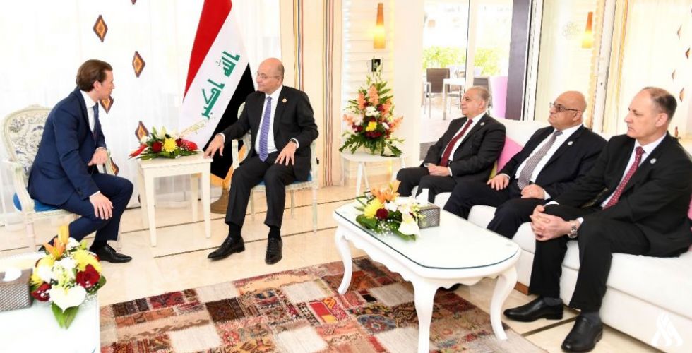 رئيس الجمهورية يبحث مع المستشار النمساوي تعزيز التعاون المشترك