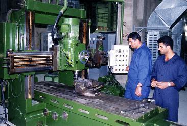 الصناعات الوطنية تحد من تسرب العملة الاجنبية