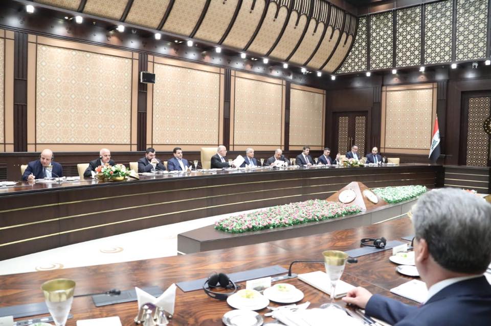 بالصور.. الوفدان العراقي والتركي في الاجتماع الموسع