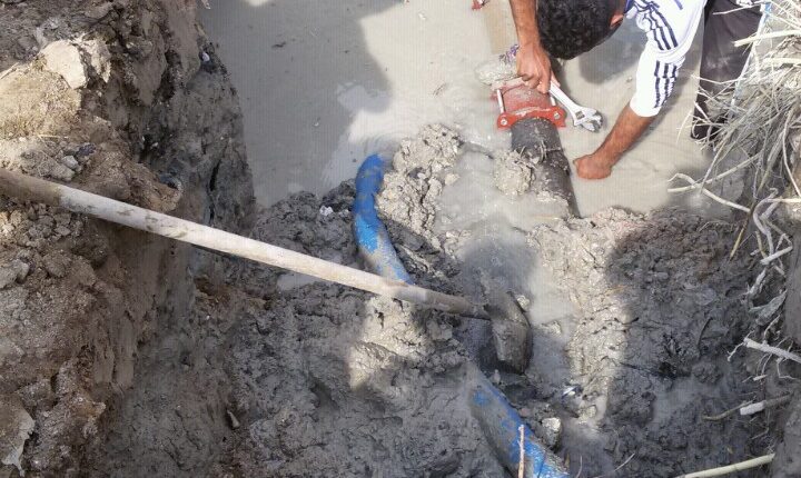 موفدا شبكة الإعلام العراقي: ازالة اكثر من 70 تجاوزا يوميا على انابيب المياه في البصرة