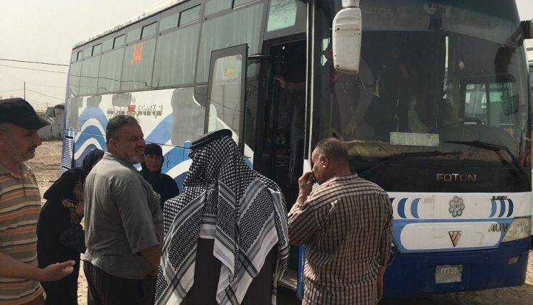 الهجرة تعيد ٣٦٠ نازحاً عراقياً من مخيمات الهول في سوريا