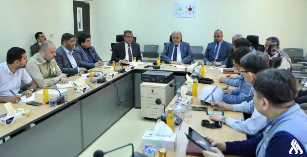 وزير النفط: حريصون على انجاز مصفى كربلاء في موعده المقرر