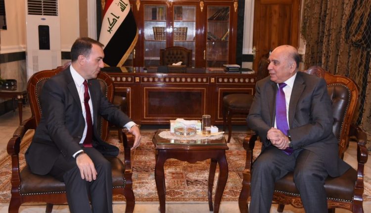 نائب رئيس الوزراء يبحث مع السفير التركي العلاقات الثنائية