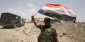 السفارة العراقية تستقبل المهنئين بتحرير الموصل