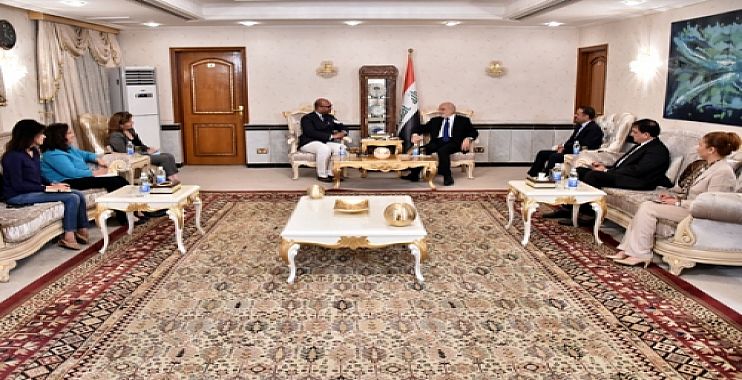 الجعفري يبحث مع مسؤول اممي سبل مساعدة العراقـيات الناجيات من داعش