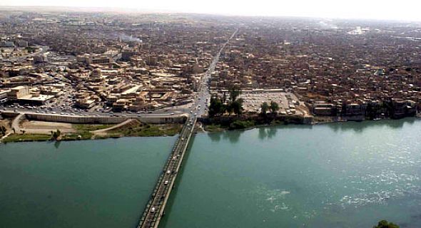 «داعش» يقتحم بيوت الموصليين ويسرق محتوياتها