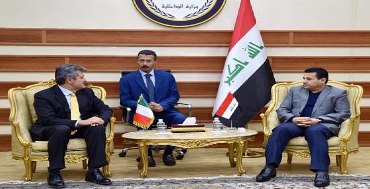 وزير الداخلية يستقبل السفير الإيطالي في بغداد
