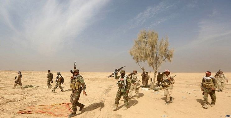 الحشد الشعبي يعالج أهداف ومواقع لداعش على الحدود السورية