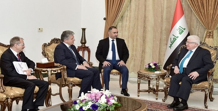 مسؤول أممي رفيع يصل الى بغداد ويبحث مع معصوم تشجيع الحوار الداخلي