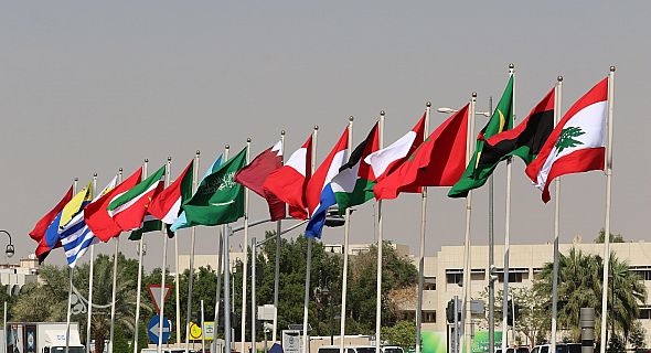 القادة العرب يعلنون دعمهم للعراق
