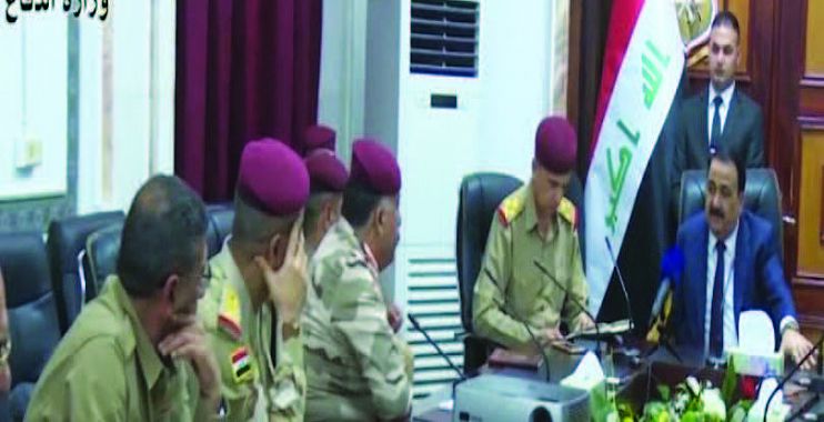 الحيالي يبحث الرؤية المستقبلية للجيش