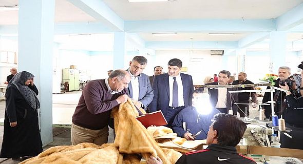 بيع المنتجات الصوفية للمواطنين بالدفع الآجل