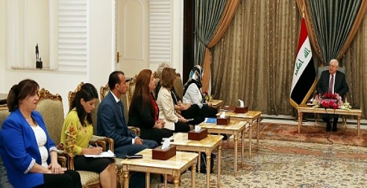 معصوم: للمرأة دور قيادي في المصالحة المجتمعية والاعمار